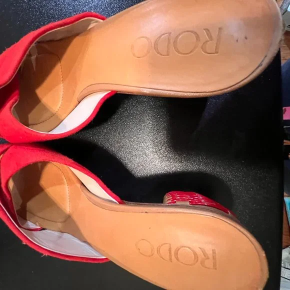 Rodo red size EU 39 sandal
